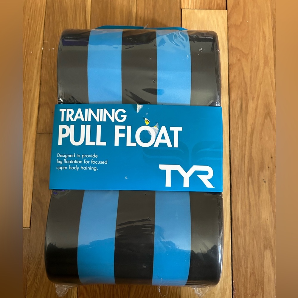 TYR Adult Pull Float - Picture 3 of 5